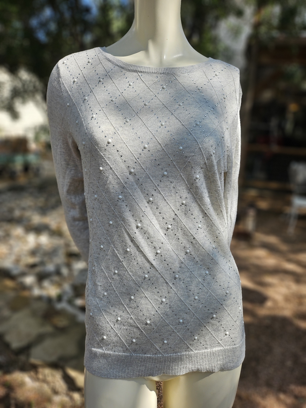 Elle Pale Grey Embellished Rhinestone Pearl Diamond Shapes Crew Neck Sweater S